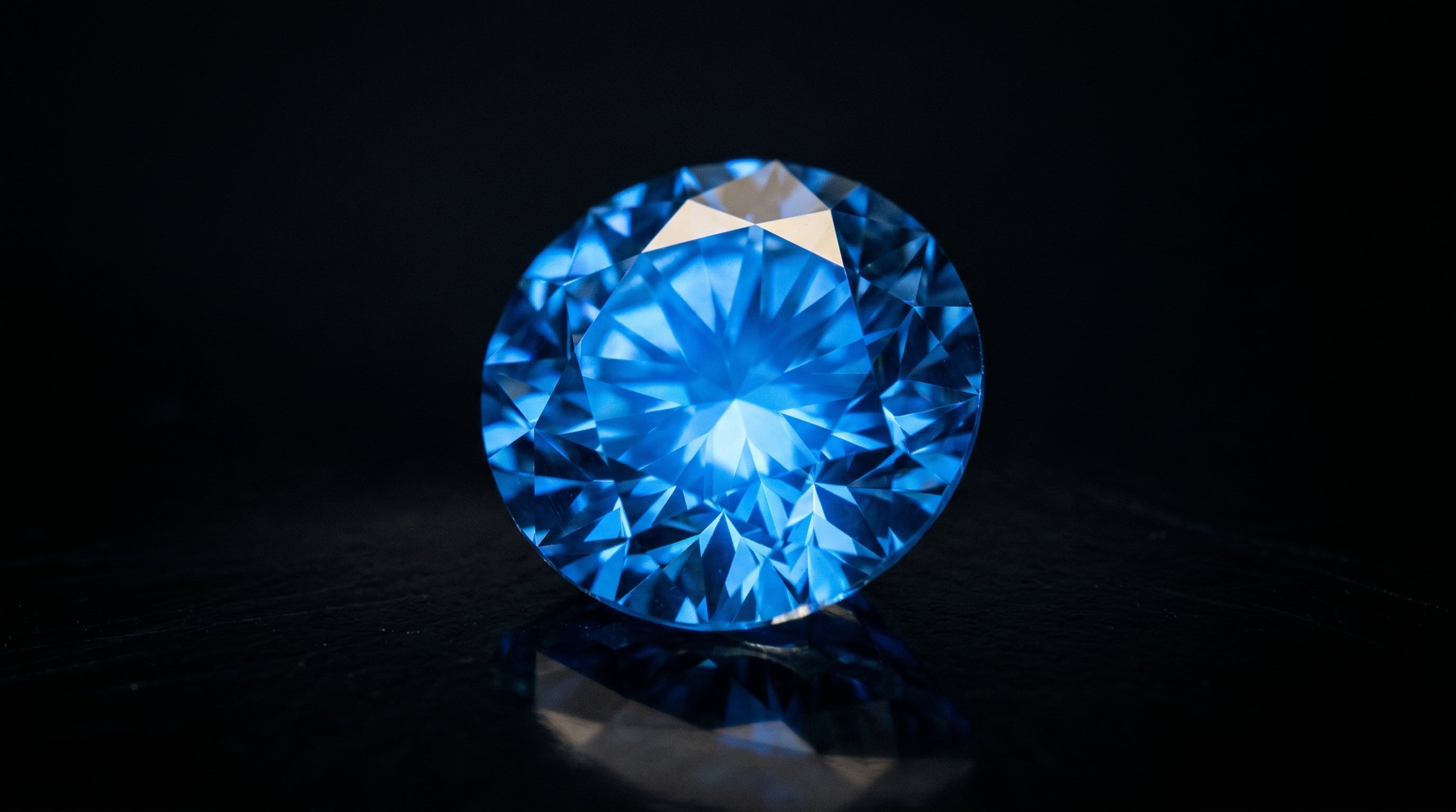 Diamond Fluorescence Explained: Good or Bad? - Design Jewellers & Diamonds