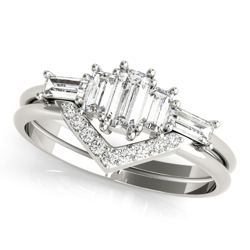0.73CT V-Shaped Round & Baguette Ring