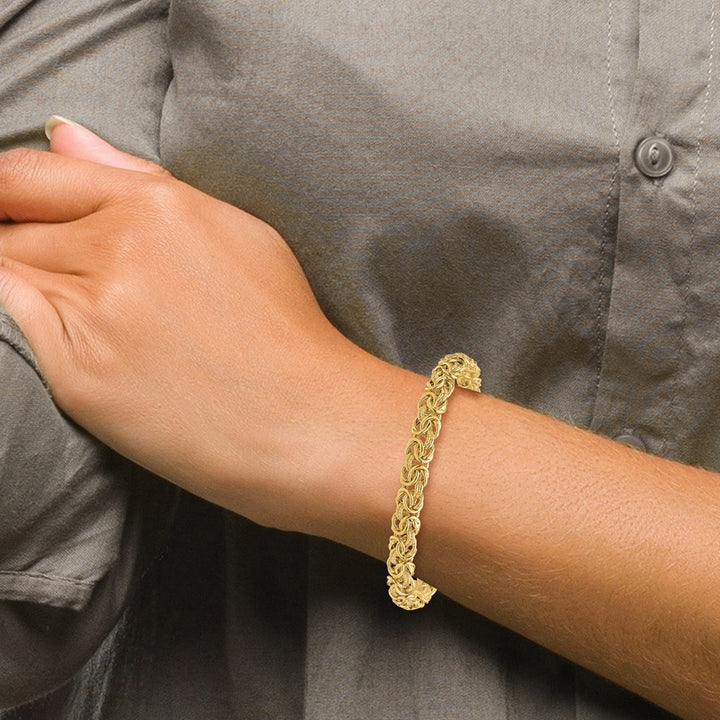 Gold 7.5mm Byzantine Bracelet, 7.5"