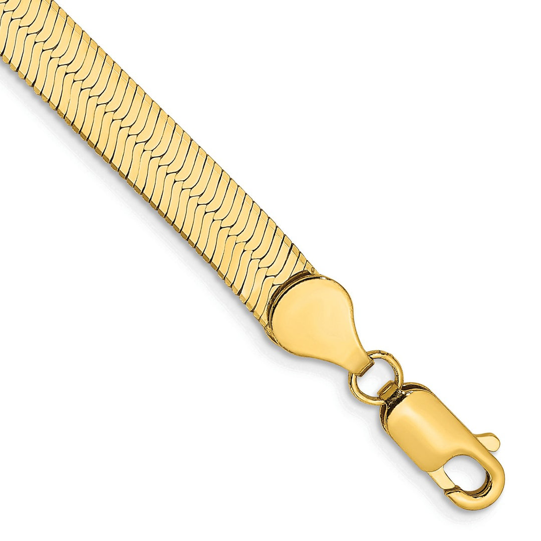 Gold 5.5mm Herringbone Chain, 7"