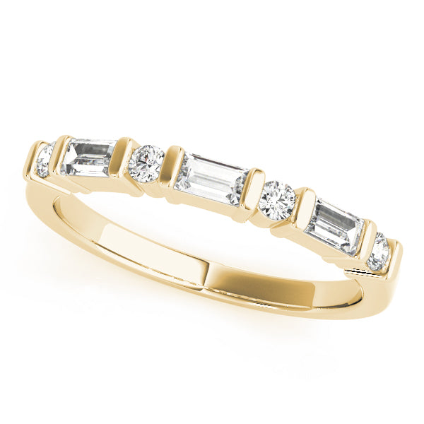 0.63CTW 14K  Gold Bar Set Baguette With Round Brilliant Cut Diamond Band