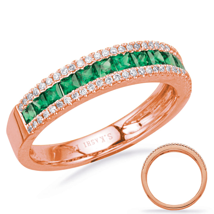 0.77 ctw. MODERN GOLD EMERALD & DIAMOND RING